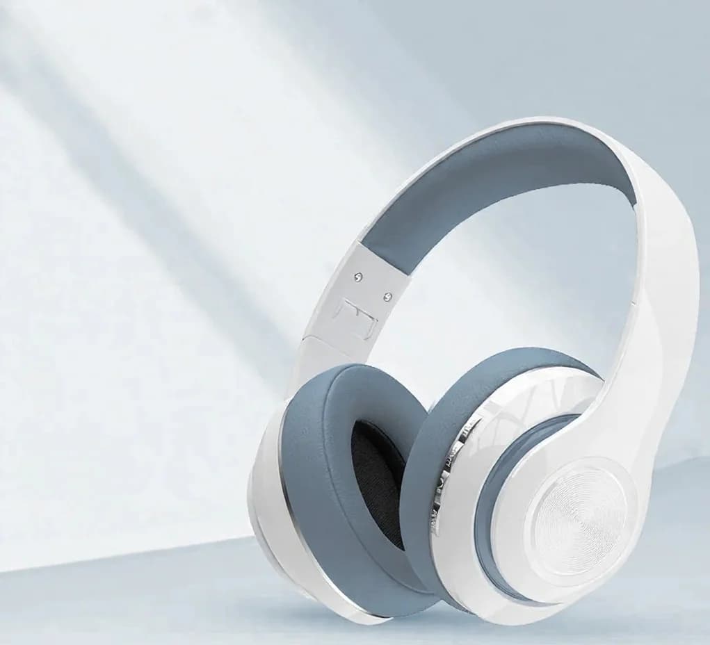 Bezdrôtové náhlavné slúchadlá s FM rádiom a TF kartou