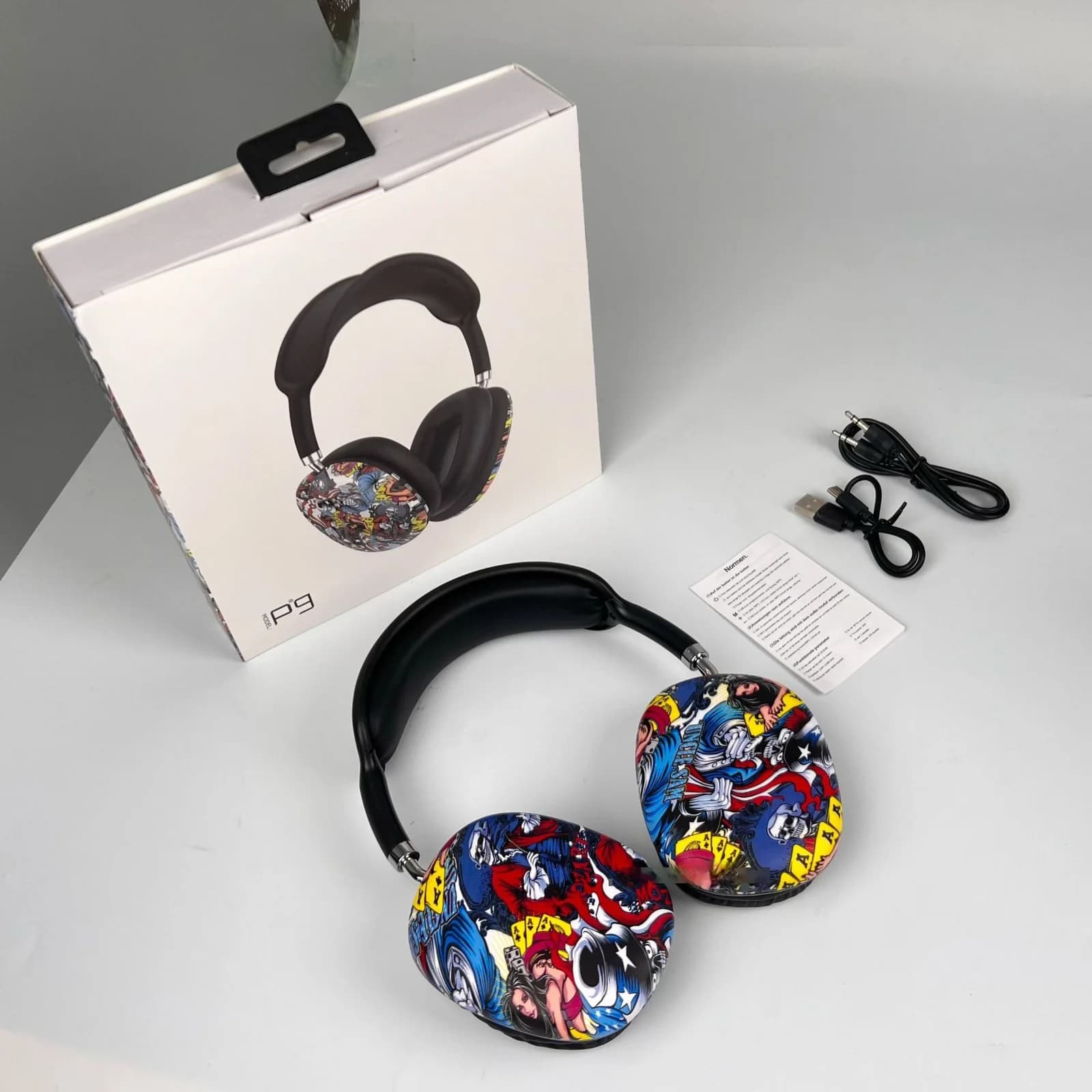 Graffiti slúchadlá cez uši s Bluetooth, FM rádiom a slotom na TF kartu